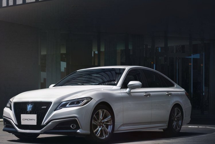 新皇冠2021款suv,新皇冠2021款suv陆放 2021款丰田皇冠现已开始发售,内饰更加豪华,你会心动吗?