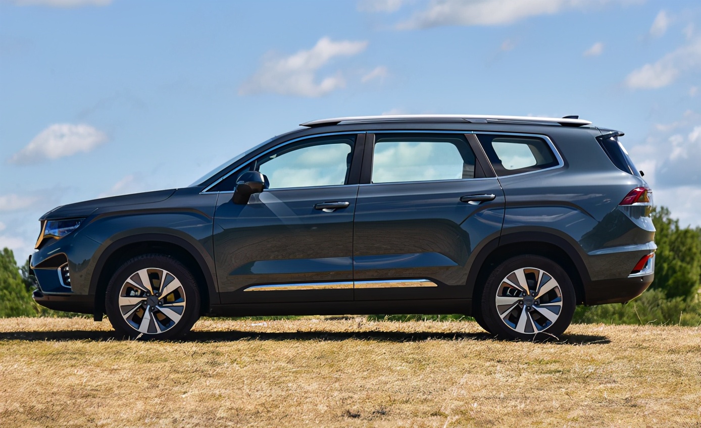 不足11万的中型suv!2815mm轴距,空间不输汉兰达
