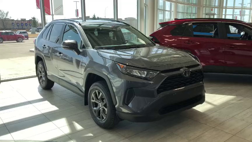 rv4丰田2021款报价,新款丰田rv4报价及图片 2021款丰田rav4到店实拍,看到外观和内饰,才知道啥叫改变