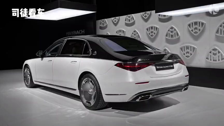 迈巴赫maybach s class黑白拼色 大轮盘 豪华智能尊贵型轿跑 _易车