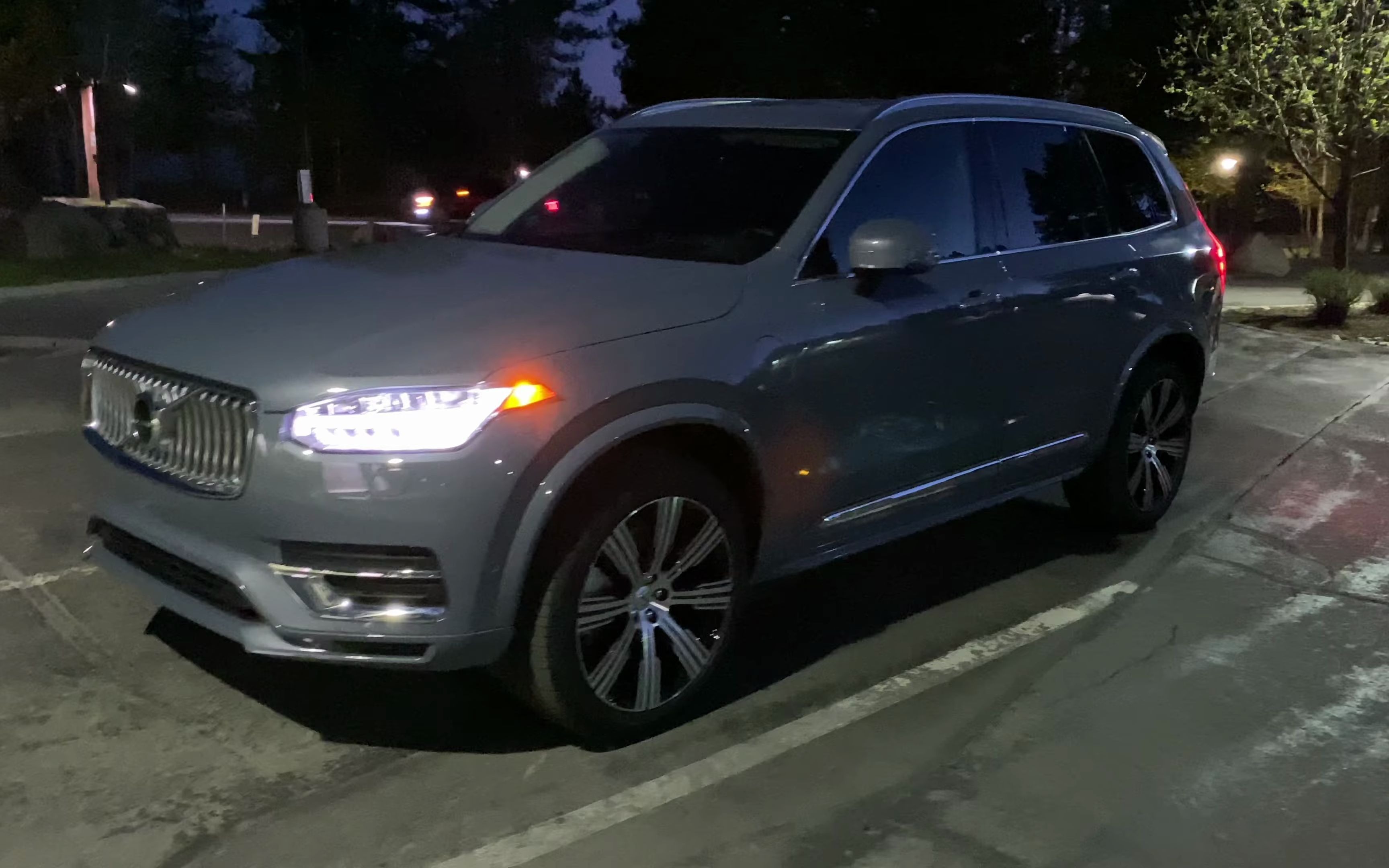 【第一视角】2021沃尔沃 xc90 recharge t8 4k夜间驾驶