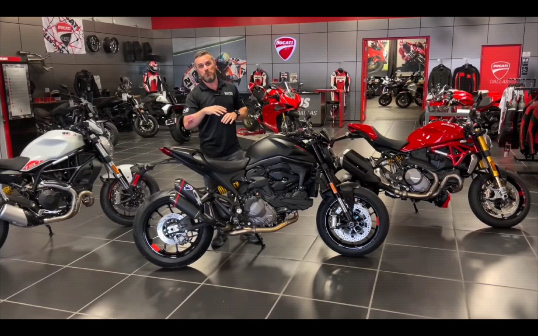 杜卡迪怪兽新款2021ducatimonster