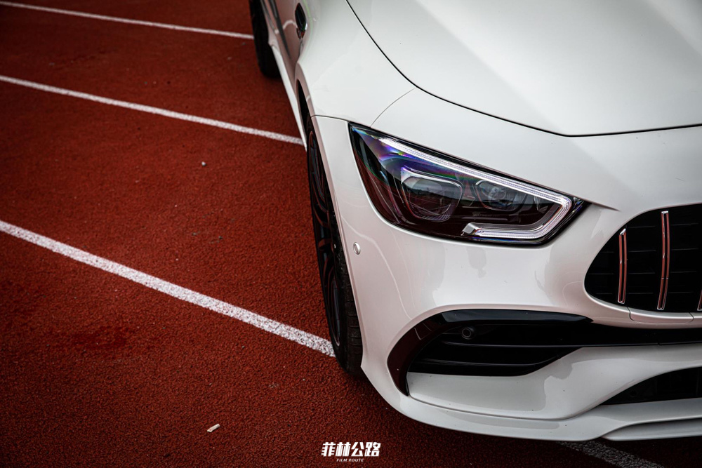 【菲常体验】绿荫场上的绅士 试驾AMG GT53四门跑车