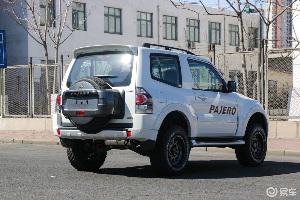 平行进口车三菱帕杰罗v87实拍,港口价格明显优势