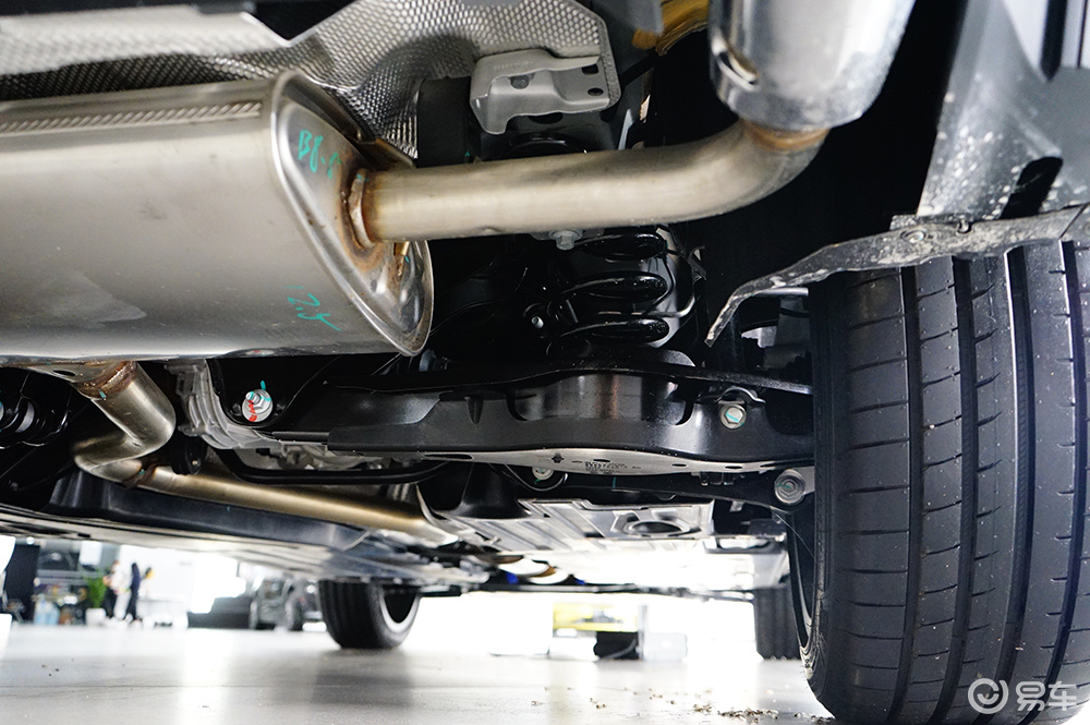 领克05发动机_四驱_配置