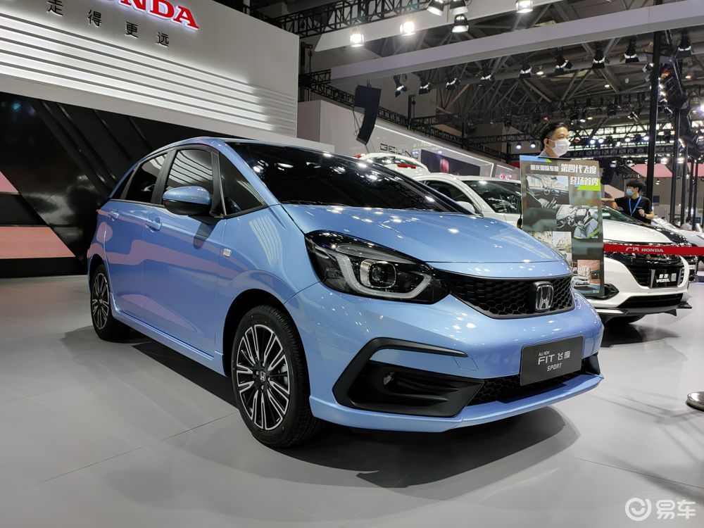 全新一代广汽本田飞度亮相重庆车展 外观"q萌" 妹子最爱