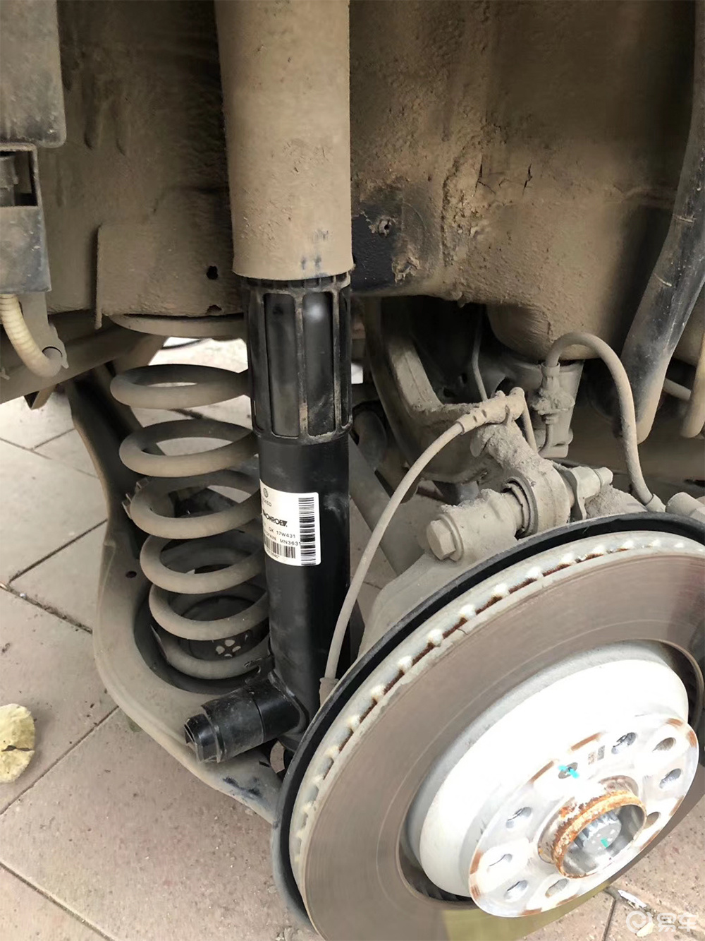 什么是电磁悬架系统 d883c262387a40888583d7a89b36ad21.jpeg