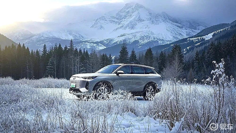 家用插混SUV海狮07 DM-i与奇瑞风云T9谁更胜一筹