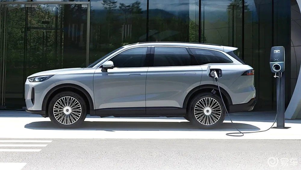 家用插混SUV海狮07 DM-i与奇瑞风云T9谁更胜一筹