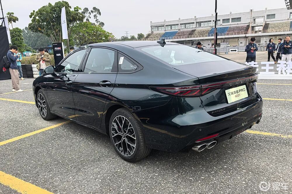 【E汽车】奇瑞汽车正式推出艾瑞泽8 PRO 400T车型