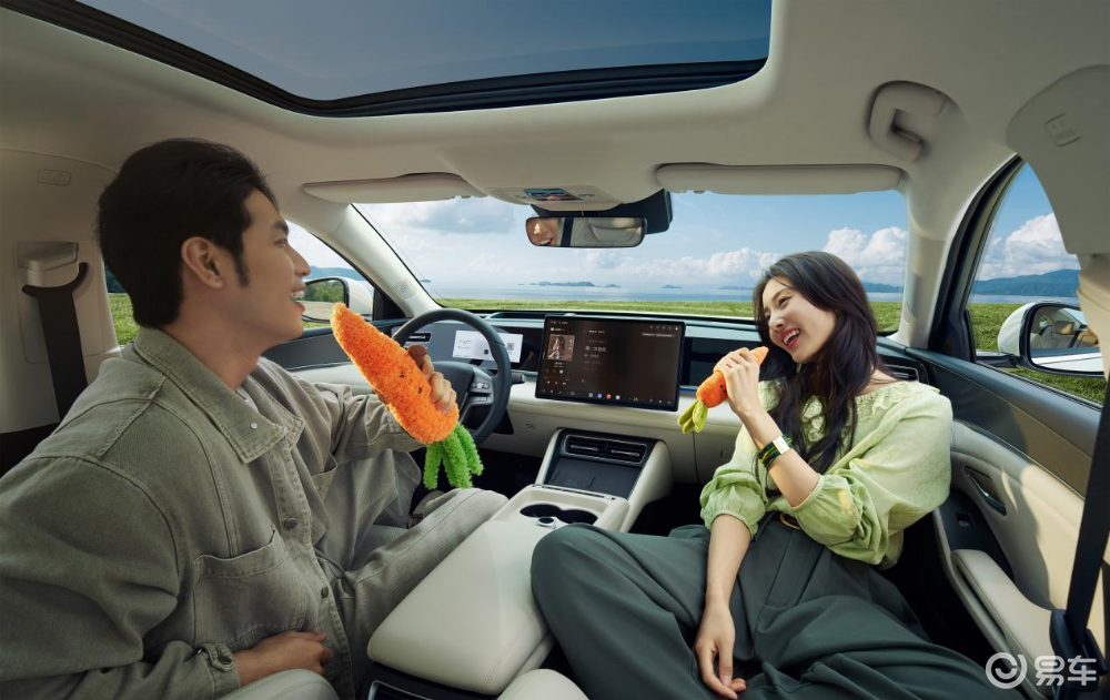 比亚迪秦插混新车型发布,家族再添新成员