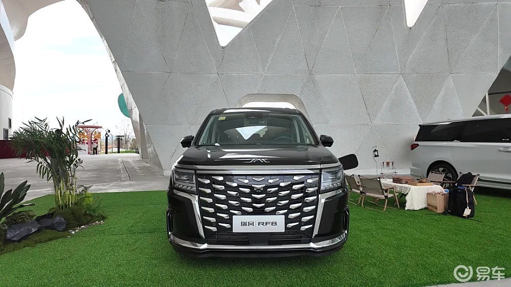 25万级中大型MPV 瑞风RF8与传祺向往M8谁更强？