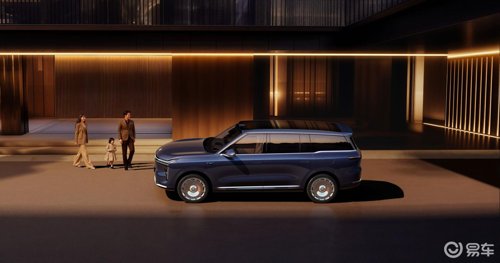 33.69万起上汽智己LS9预售颠覆30万级大六座SUV