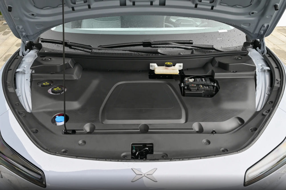 追求辅助驾驶,13万小鹏MONA M03和深蓝L06选谁