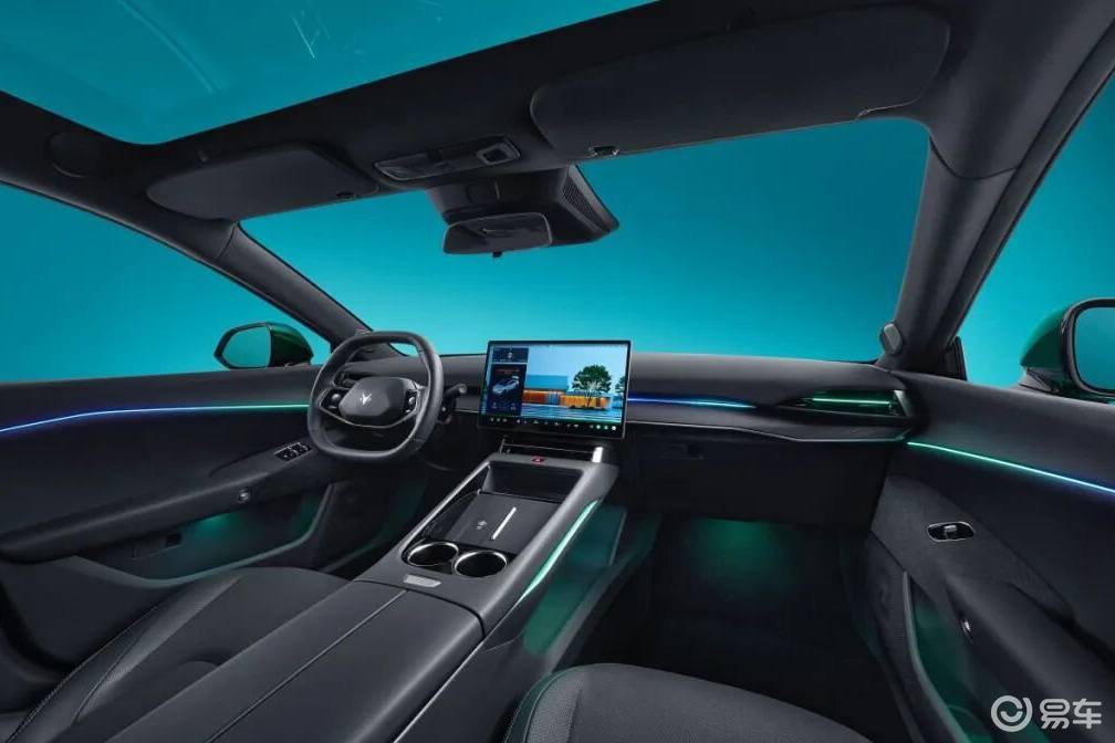 11.28万起,全新阿尔法S5预售,宽体轿跑姿态不输小米