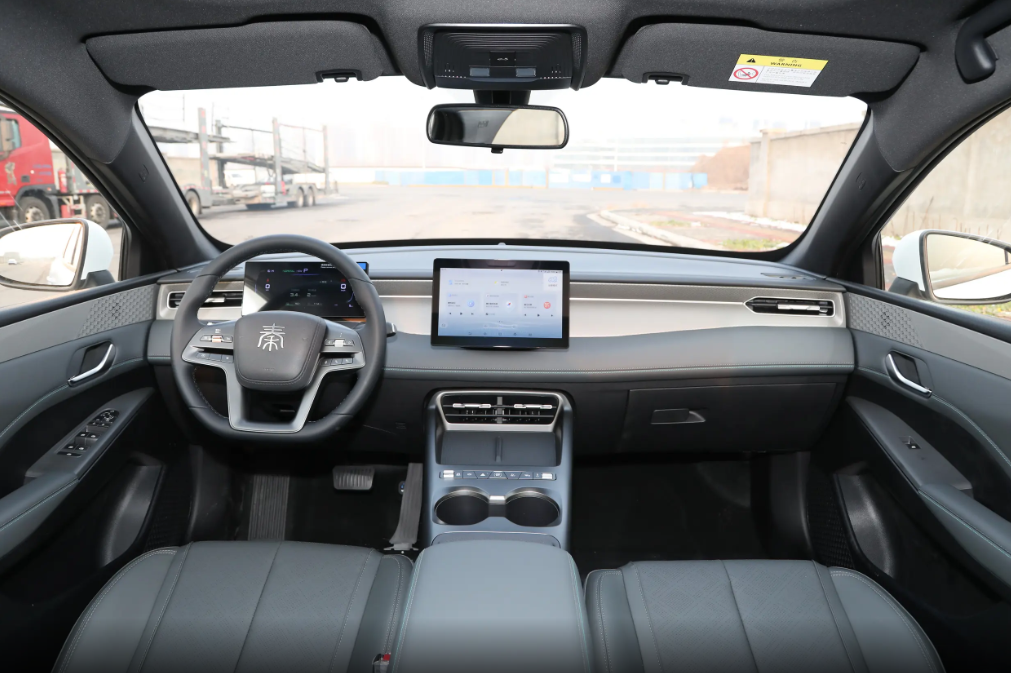 2026款秦家族长续航版上市，纯电续航进一步提升