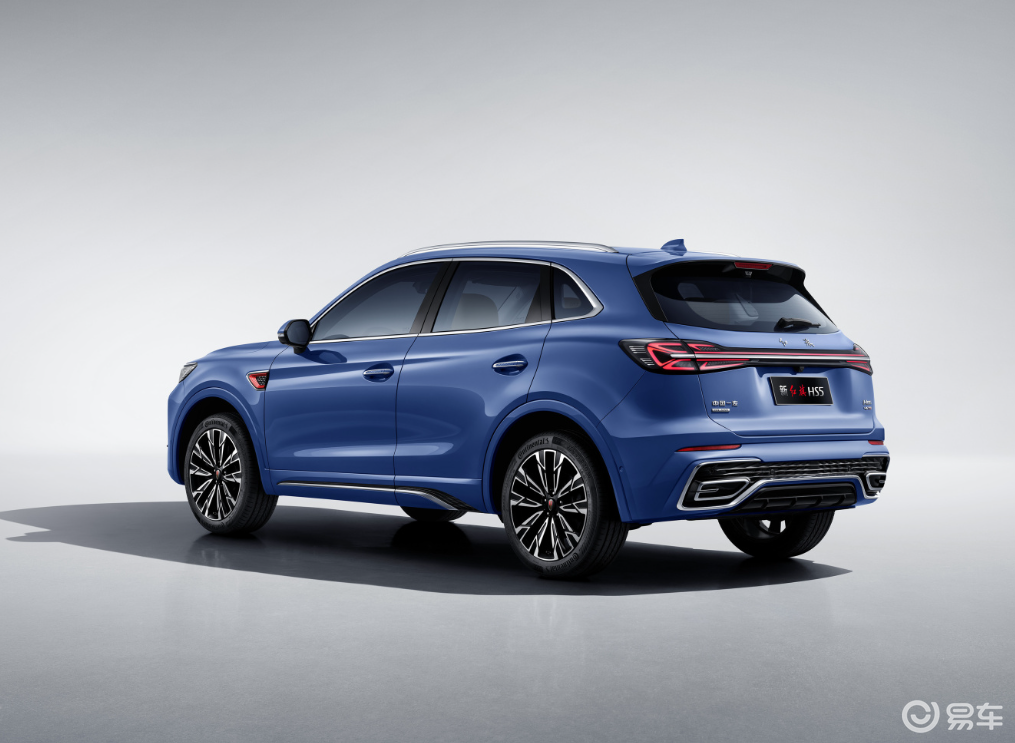 红旗hs3而尾灯是家族式的经典设计_易车