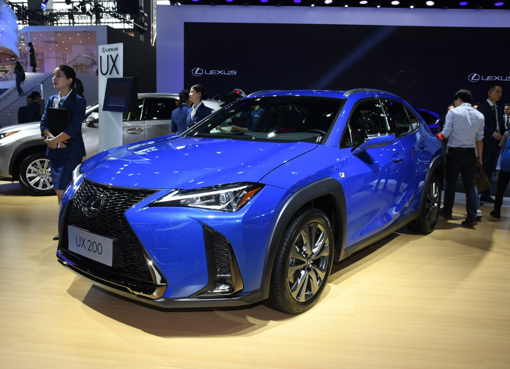 小姐姐们的福音雷克萨斯ux不止内饰豪华品牌服务更佳