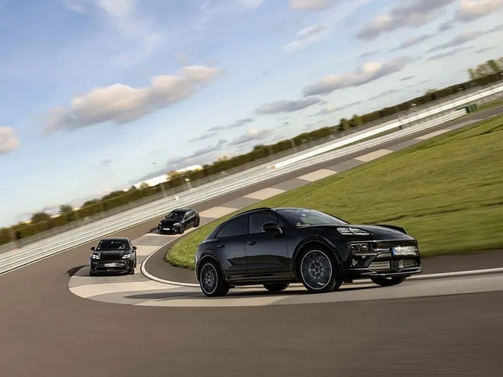 全新的纯电动macan在800v高压架构的加持下直流充电最