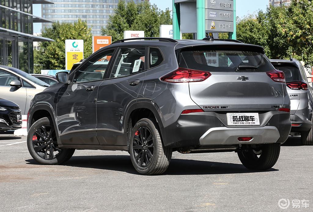 配置丰富的越野车 775415147dff4d4eb2aa4faad18faff3.jpeg