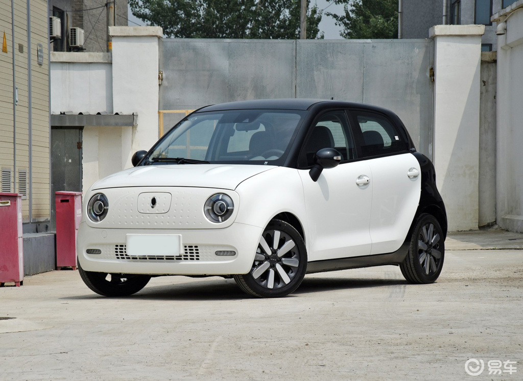 顶配8万多,四门四座,续航达405km,快充仅半小时