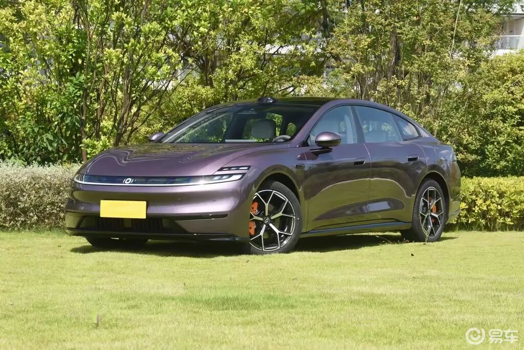 长安起源A06、日产N7与小鹏M03对比，谁能胜出？