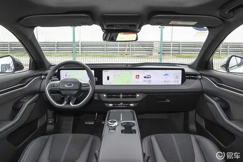 新款福特蒙迪欧上市:标配8155芯片、可选三种动力