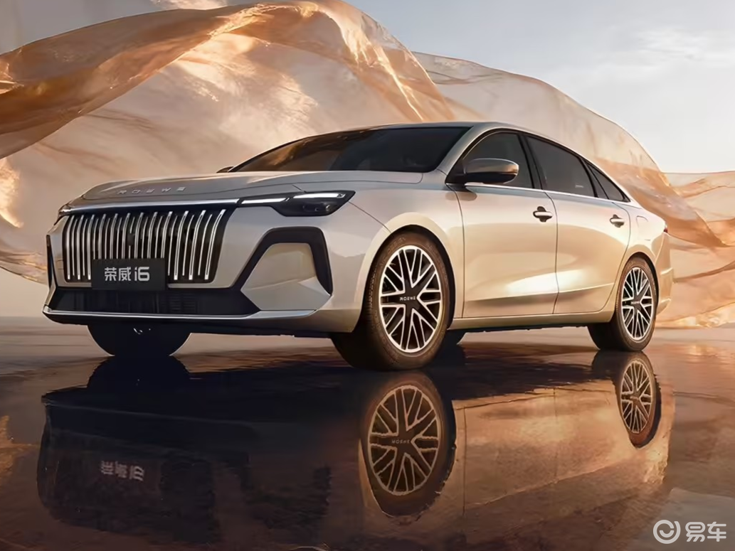 新一代荣威i6官图发布：8155芯片+2755mm轴距