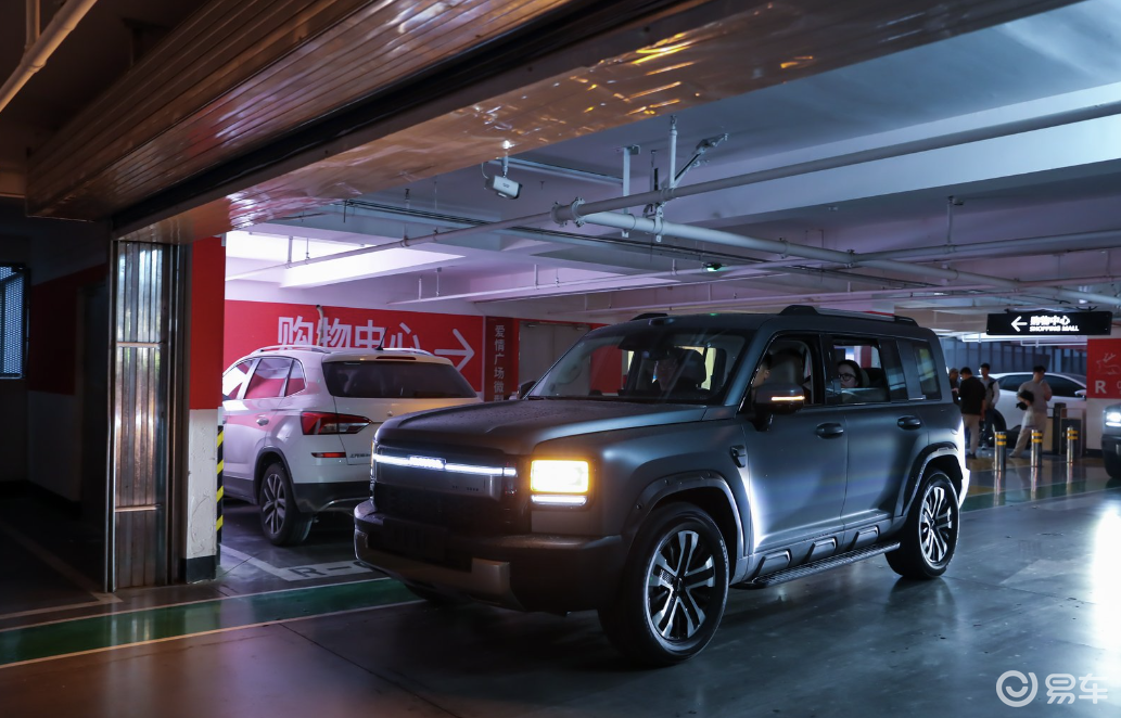 哈弗猛龙PLUS焕新登场：重塑“新能源方盒子”标杆