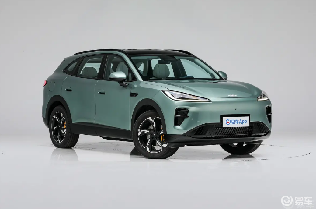 抢先置换价12.59万起，奇瑞风云T9L上市，共5款配置