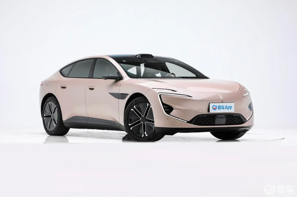 配置/动力升级，新款阿维塔12上市，售价29.39万起