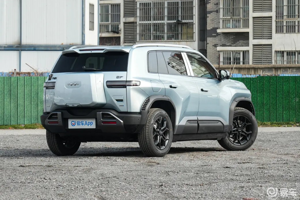 15.38万元起，方程豹钛3闪充版上市，两款配置可选