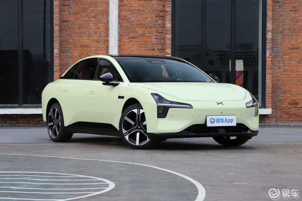 新款小鹏MONA M03，11.98万起，配置动力升级