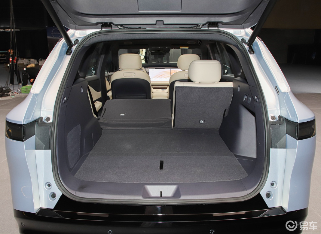 通勤、带娃、长途都舒服，这台合资新能源SUV太懂家用