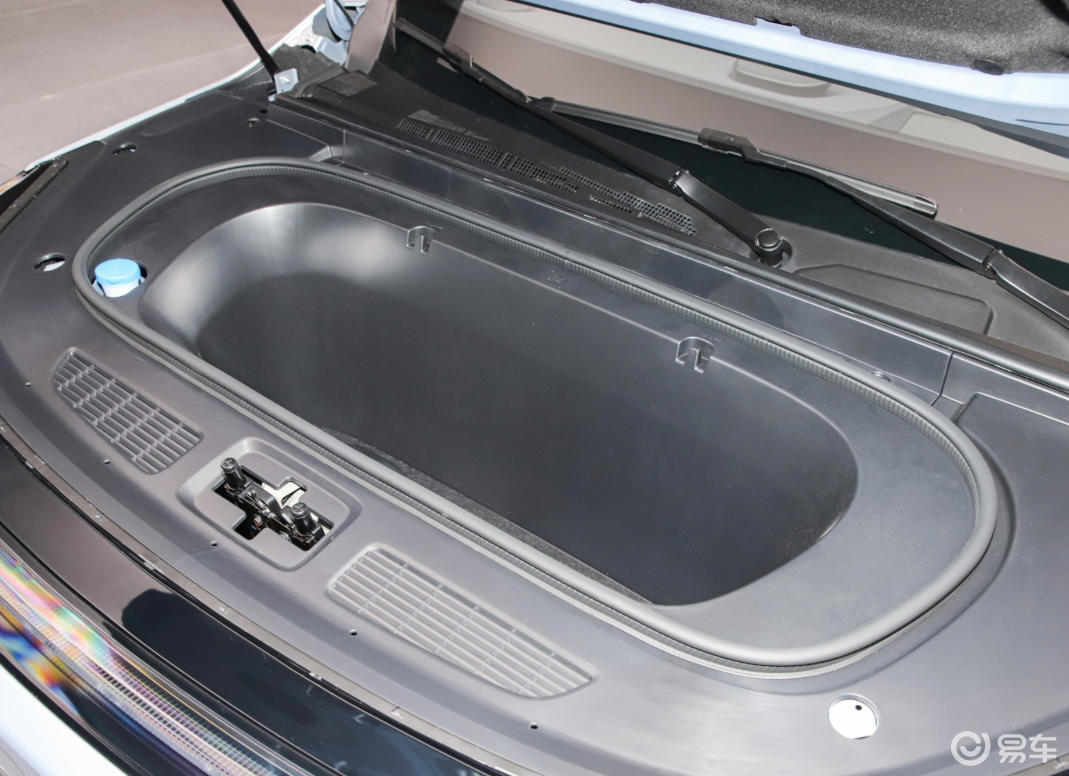 通勤、带娃、长途都舒服，这台合资新能源SUV太懂家用