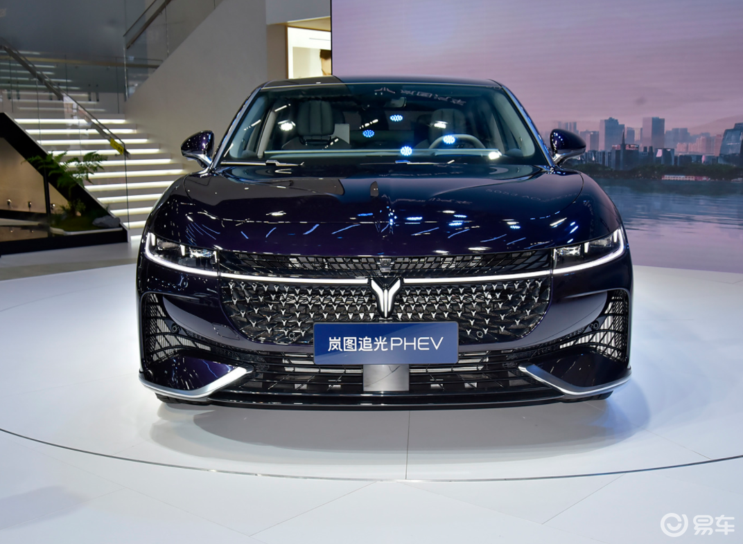 稳重VS运动，岚图追光PHEV比比亚迪汉L，怎么选才对？