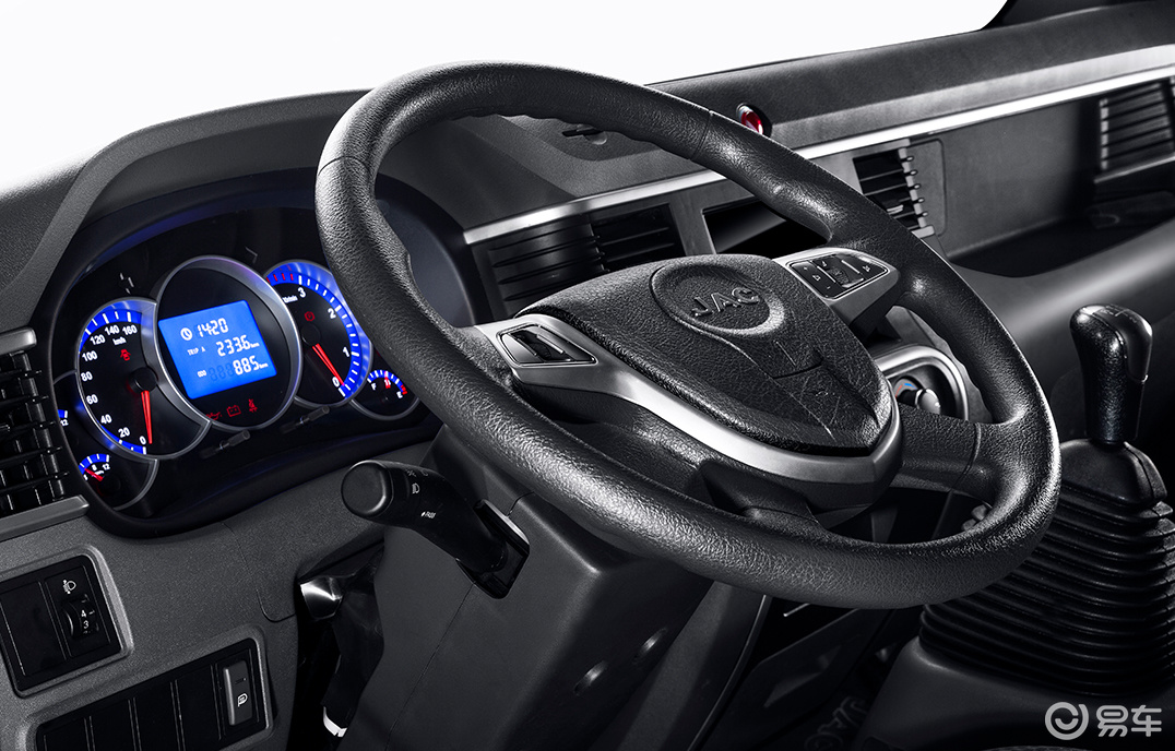 困难气道车什么牌好什么蓝牌清障车最好？江淮1卡骏铃V5清障车揭晓答案_https://www.jmylbn.com_新闻资讯_第2张