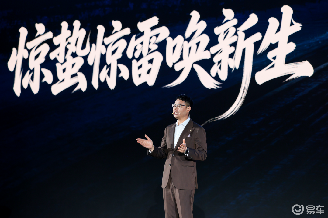 昊铂A800的科技“上坡”，价格“下坡”