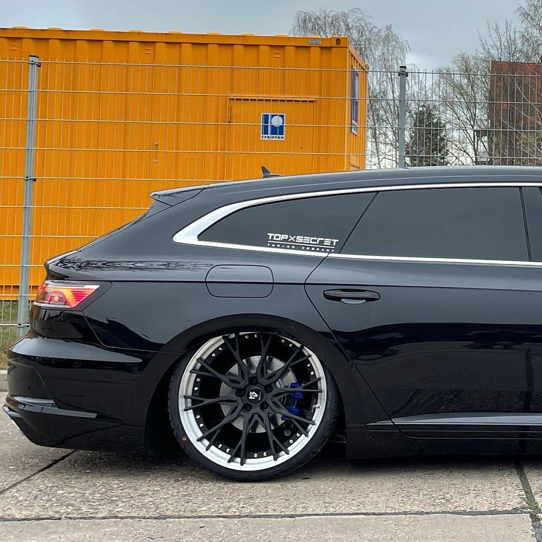 新款大众arteon r猎装版海外实车 这台瓦罐动力狂暴