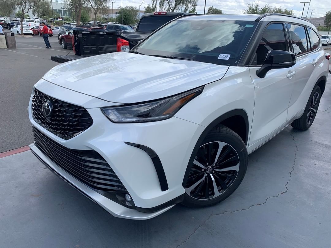 全新丰田汉兰达xse海外实车 豪华运动气场相当强大