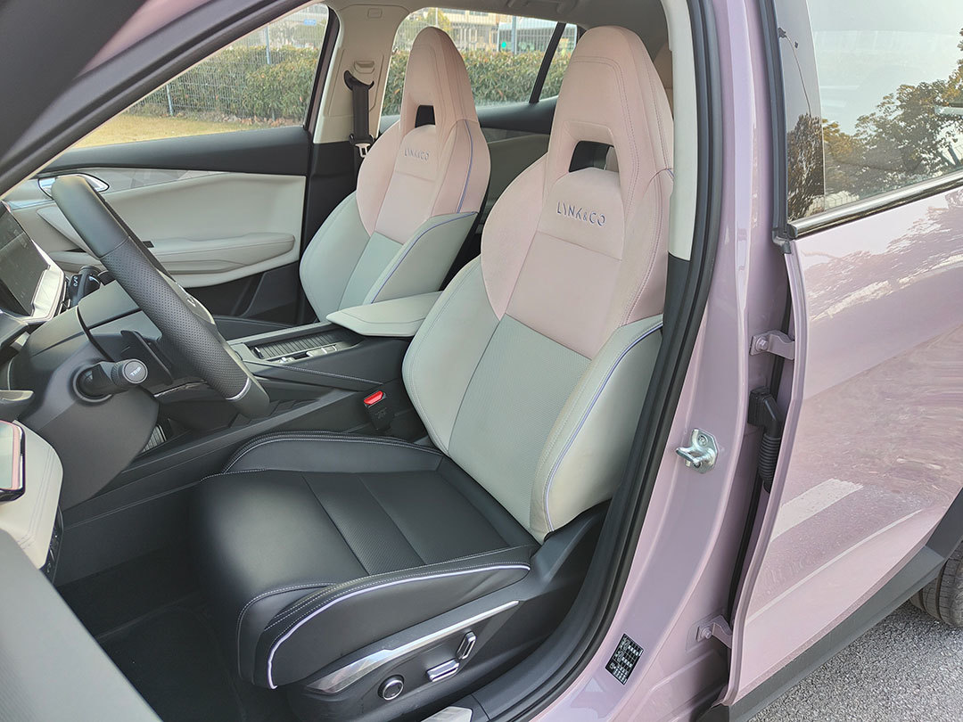 领克06座椅-后排-后备厢-易车