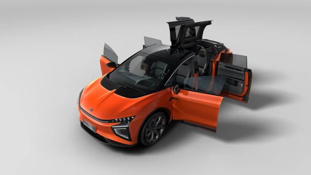 高合hiphi y同年8月跃居50万以上豪华电动车销量榜第二名_易车