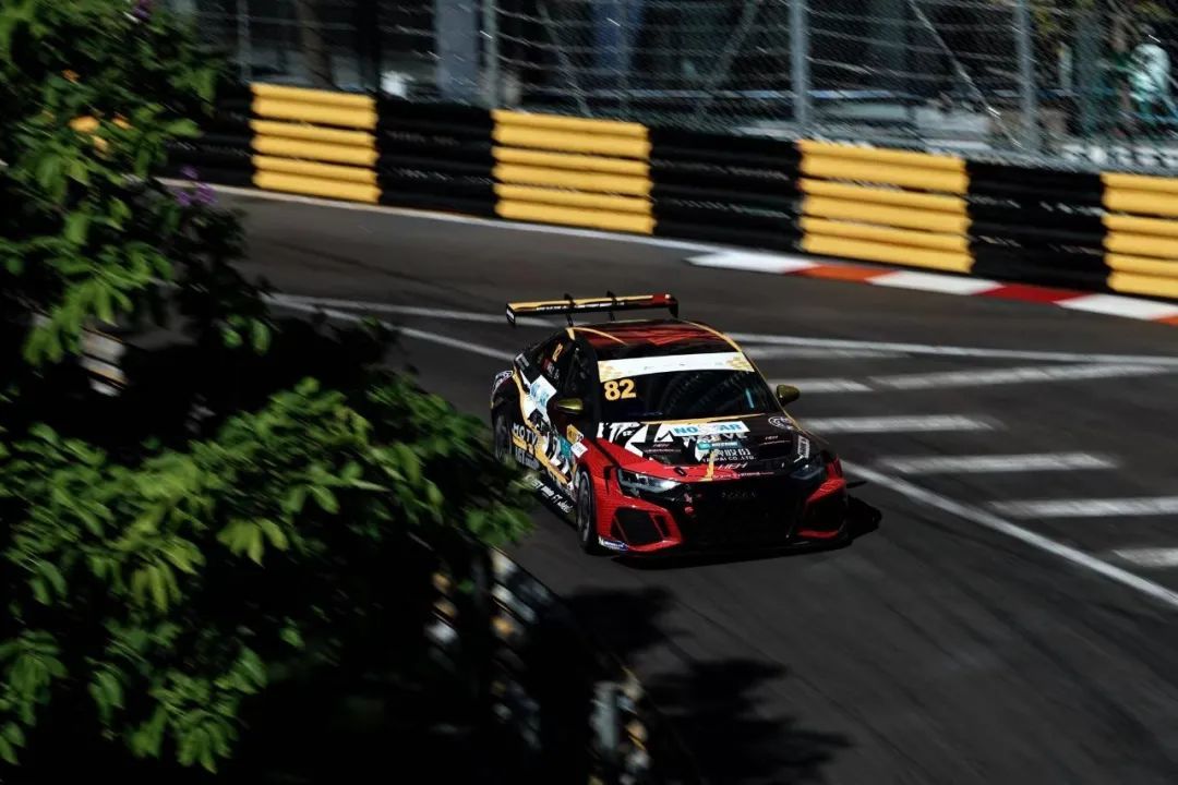 奥迪rs 3他们就是驾驶奥迪rs3 lms tcr gen2赛车