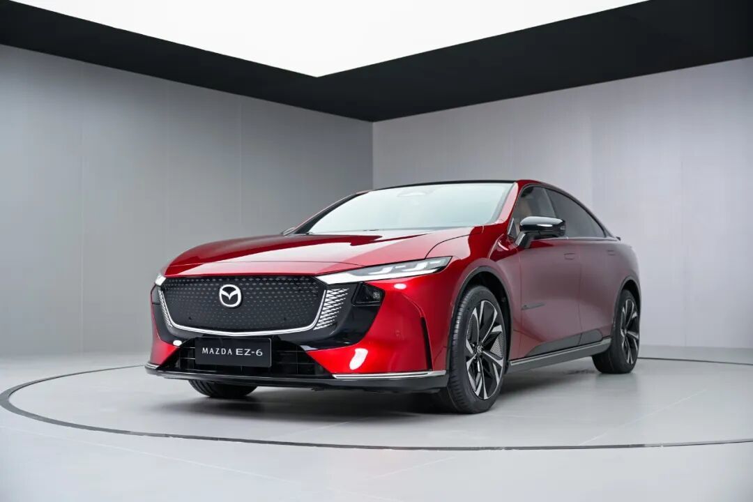 合资新能源集体起势，马自达如何乘势突围？