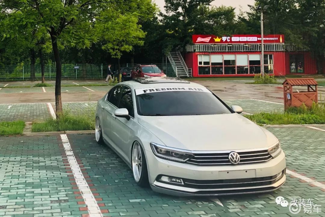 鞍山车友丨性能与姿态的完美搭配450匹大众迈腾改装案例