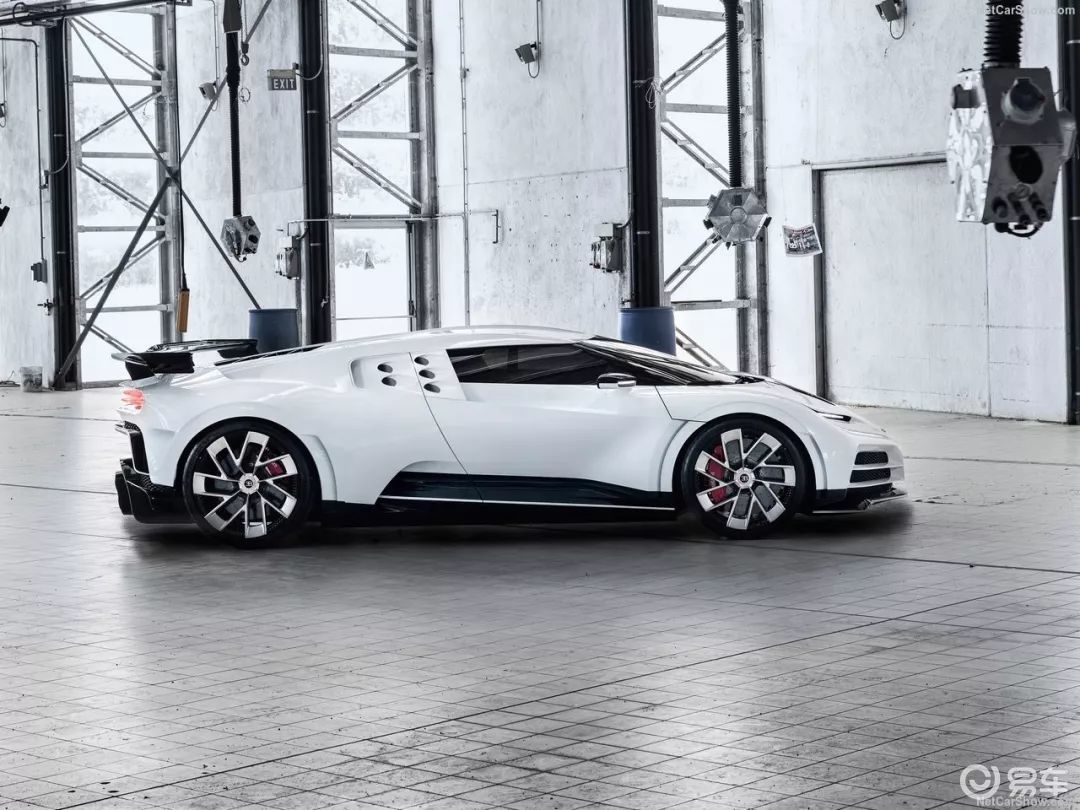 布加迪兰博基尼争先出新车圆石滩车展消息炸裂