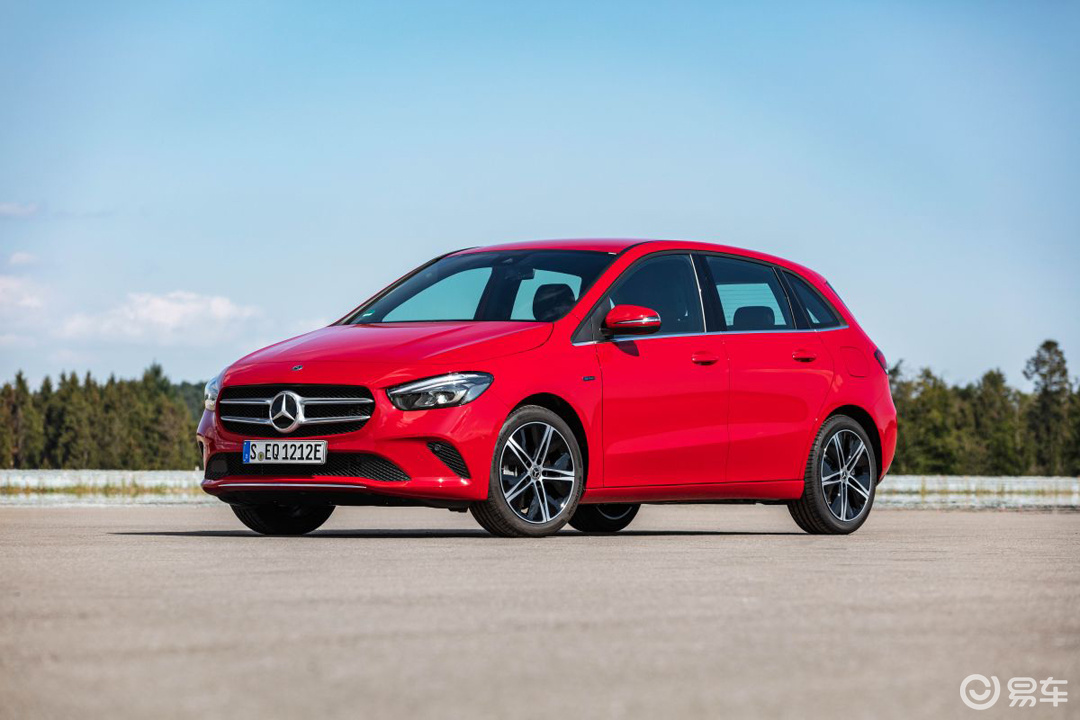 最便宜的两款奔驰出新版本,又快又省油,能火?