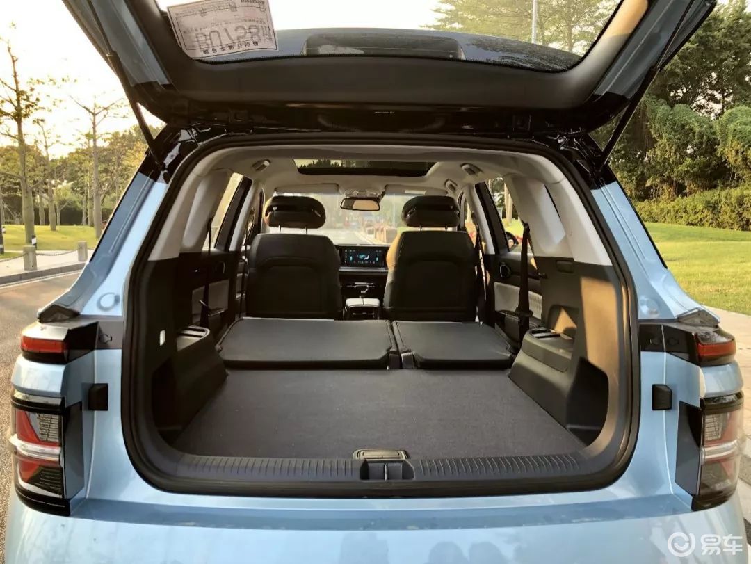 10万级大空间家用车新宝骏rm5与帝豪gs谁更贴心