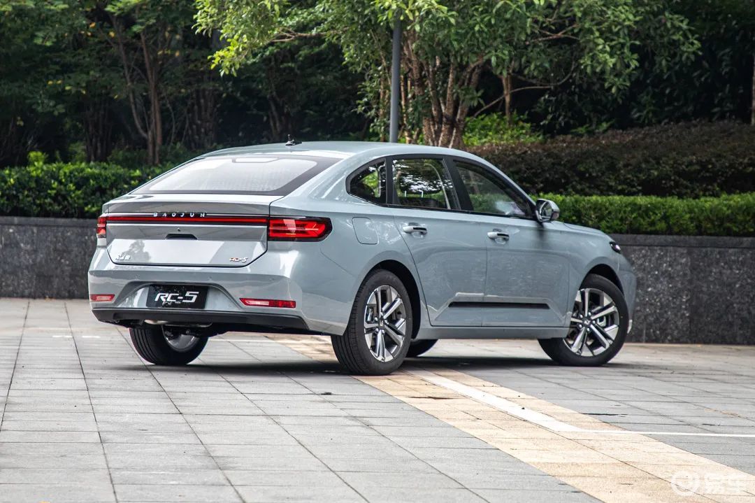 新宝骏rc-5保险杠-内饰-易车