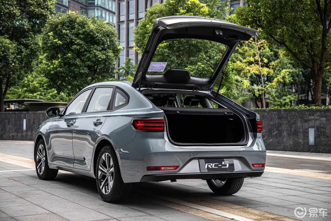 新宝骏rc-5保险杠-内饰-易车